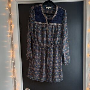 Daniel Rainn Navy and Gold Long Sleeve Dress